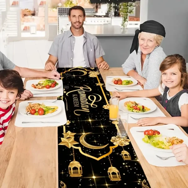 ⁦عملمفرش طاولة عيد مبارك أنيق بتصميم فانوس⁩ - الصورة ⁦6⁩